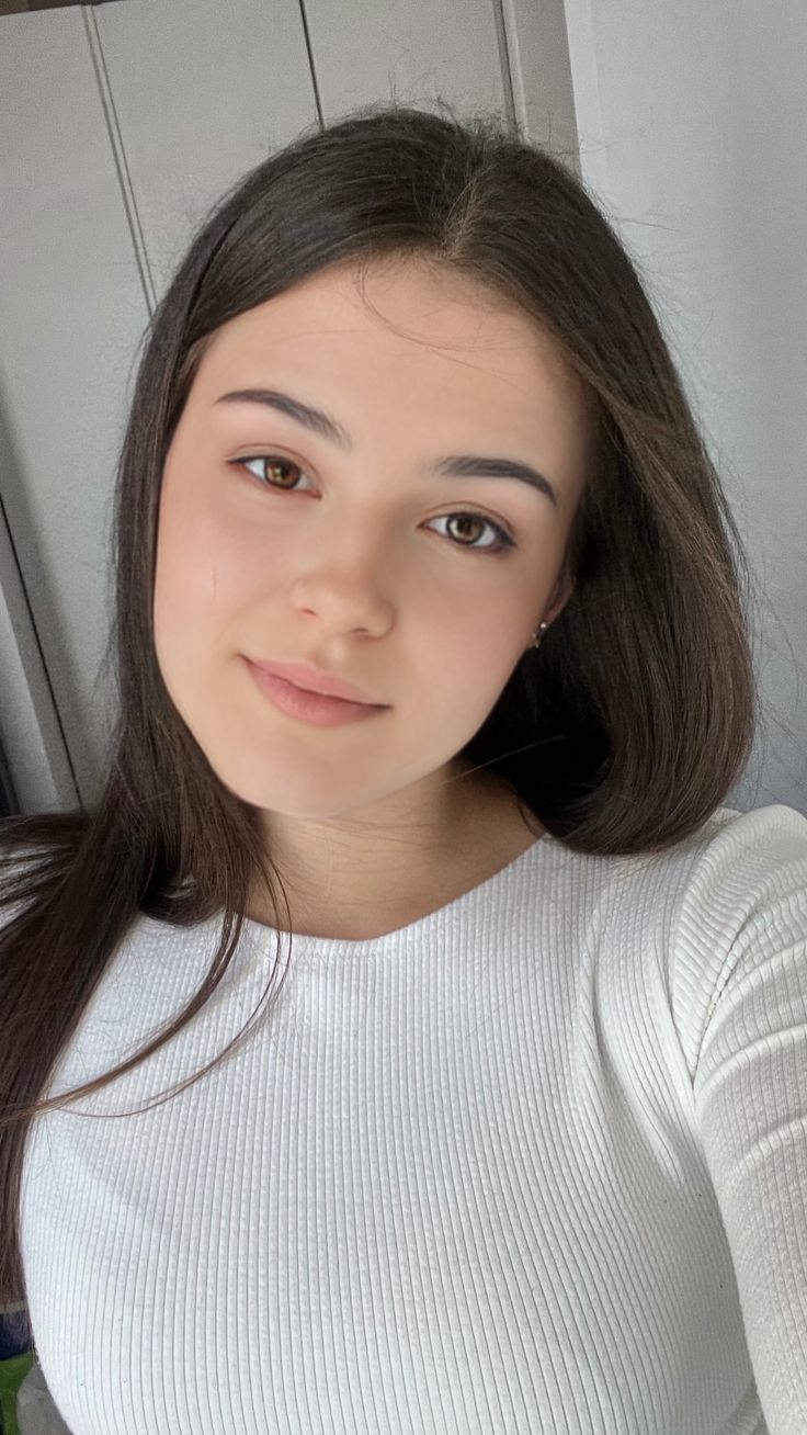 Emily R.